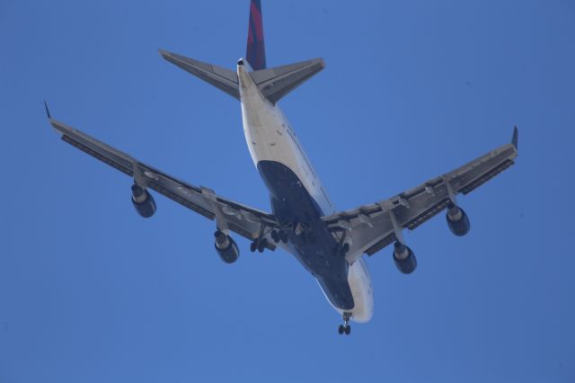 Boeing 747-400 (N661US)