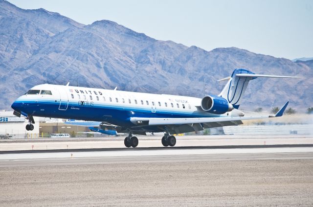 Canadair Regional Jet CRJ-700 (N792SK)