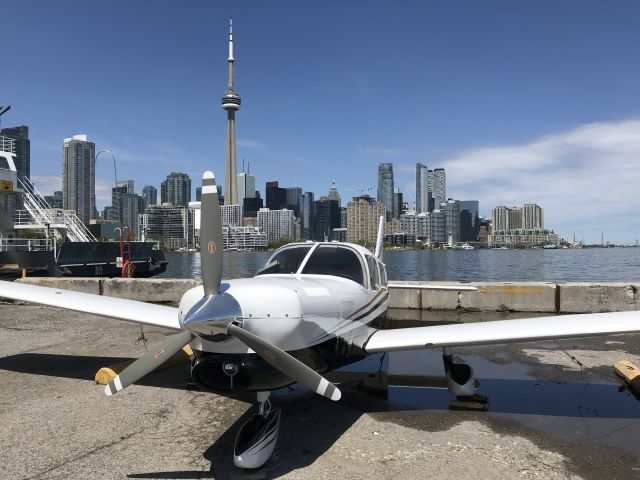 Piper Saratoga (C-GJWR) - Billy Bishop CYTZ June 2019