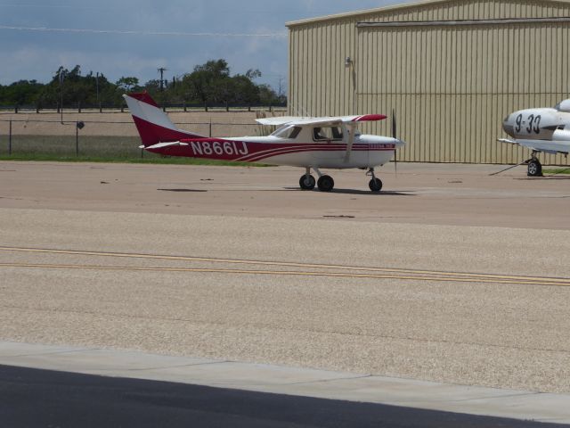 Cessna Commuter (N8661J)