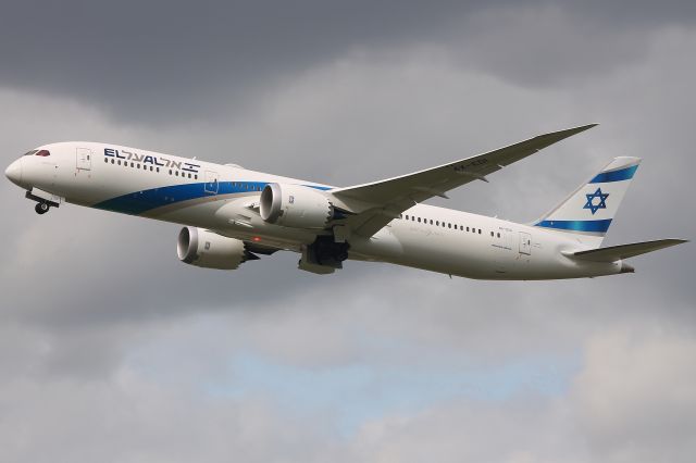 Boeing 787-9 Dreamliner (4X-EDI) - 4X-EDI El Al Israel Airlines Boeing 787-9 taking off from Heathrow on flight LY316 to Tel Aviv at 15:47 on Sunday 28/04/19