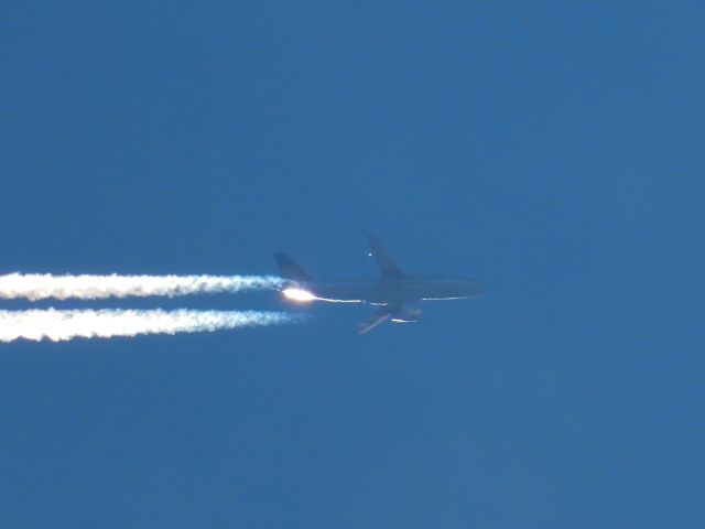 Airbus A320 (N440UA)
