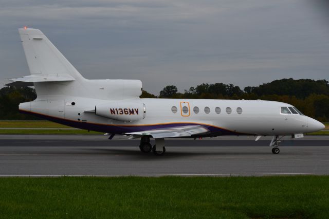 Dassault Falcon 50 (N136MV) - TRANSNET AVIATION GROUP LLC (Minnesota Vikings) taxiing at KJQF - 10/25/18