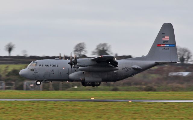 Lockheed C-130 Hercules (92-3023) - rch204 usaf youngstown ohio c-130h 92-3023 about to land at shannon 16/1/17.