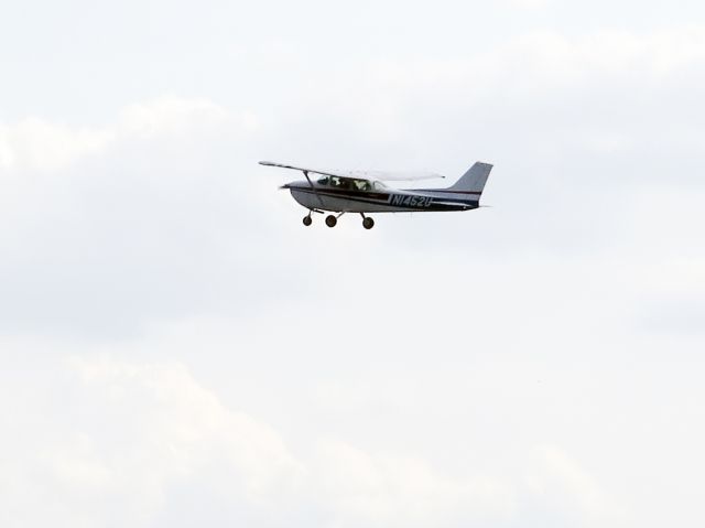 Cessna Skyhawk (N1452U) - 19 AUGUST 2015