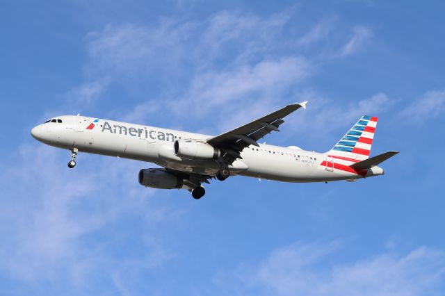 Airbus A321 (N982VJ) - American A321-200  taken from Million Air