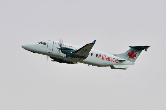 Beechcraft 1900 (C-GWGA) - Air Georgian C-GWGA taking off from YUL