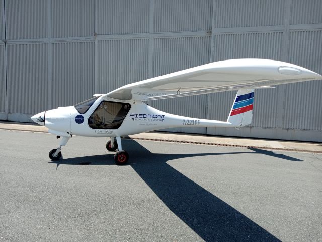 Piper PA-24 Comanche (N221PF) - Pip Alpha @KINT