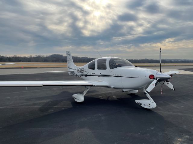 Cirrus SR-22 (N541SR)