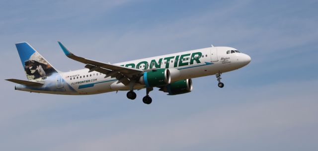 Airbus A320neo (N384FR) - On short final is 2021 Frontier Airlines Airbus 320-251N with "Mojave" the Desert Tortoise looking back in the Summer of 2022.
