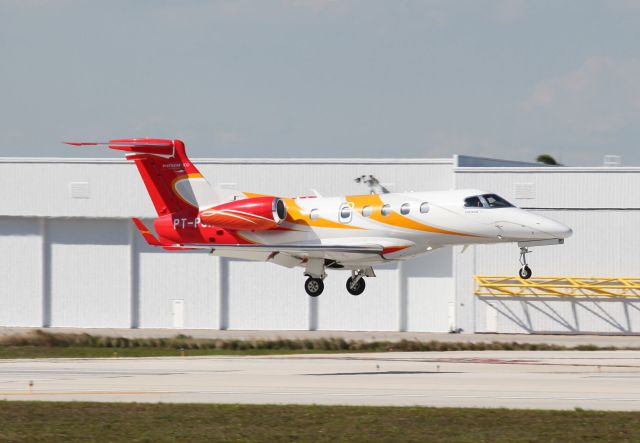 Embraer Phenom 300 (PT-PCH) - Landing at Fort Lauderdale Hollywood International on the afternoon of the 2nd of March, 2019.