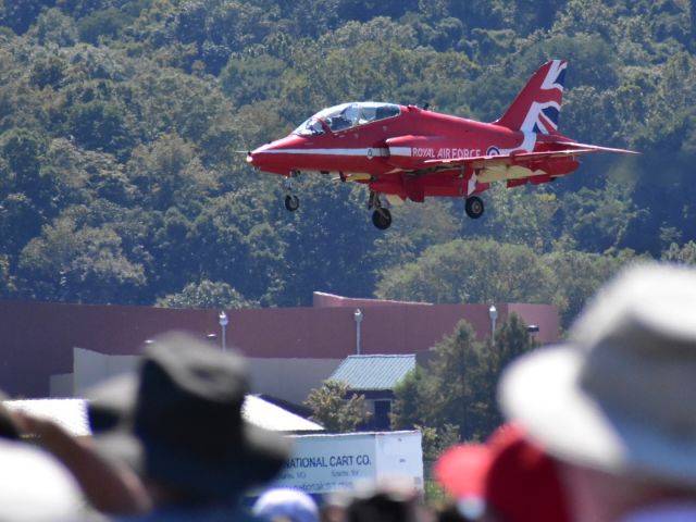 — — - The Red Arrows!