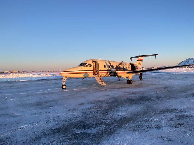 Beechcraft 1900 (N148SK) - Freight delivery for Christmas 