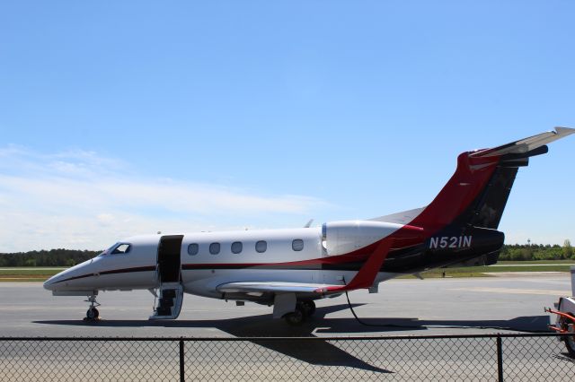 Embraer Phenom 300 (N521N) - Phenom 300 that i got to go inside