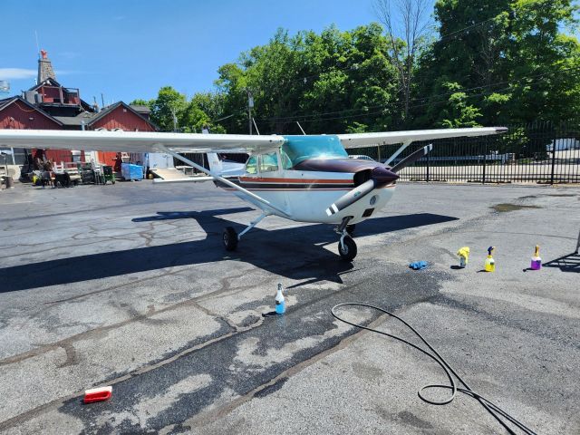 Cessna Skyhawk (N19899)