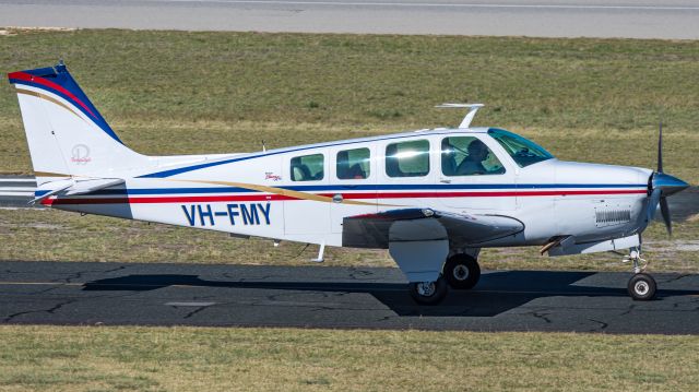 Beechcraft Bonanza (36) (VH-FMY)