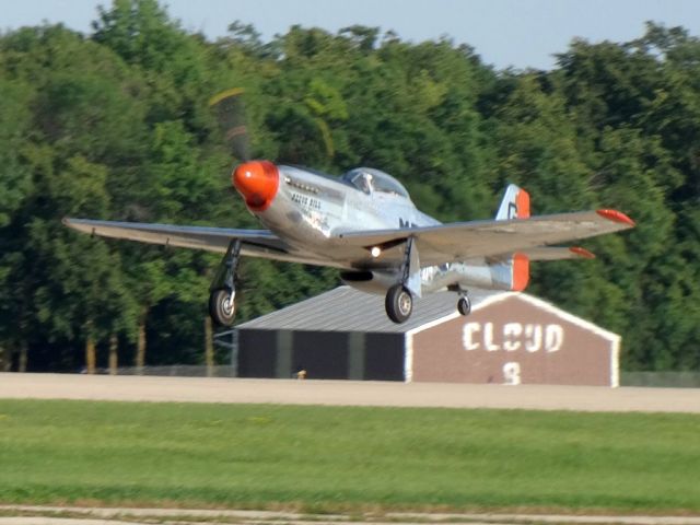 North American P-51 Mustang (N4132A)