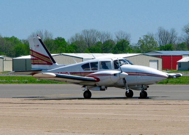 Piper Apache (N3611B) - At Downtown Shreveport. 1970 Piper PA-23-250 Aztec E