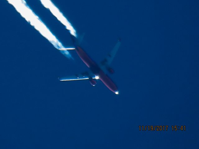 Boeing 737-800 (N8606C)