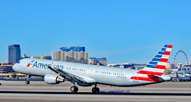Airbus A321 (N197UW)