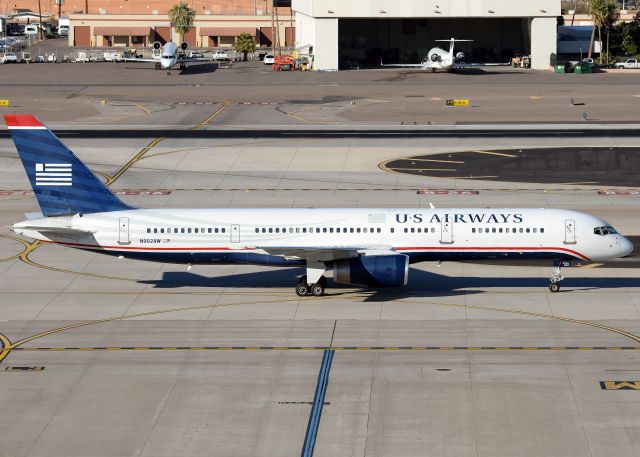 Boeing 757-200 (N902AW)