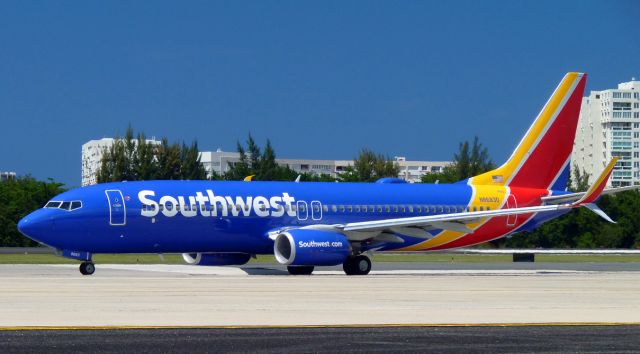 Boeing 737-800 (N8683D) - 4/1/2017