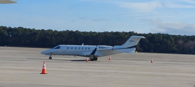 Learjet 45 (N35FJ) - Beautiful jet ð 