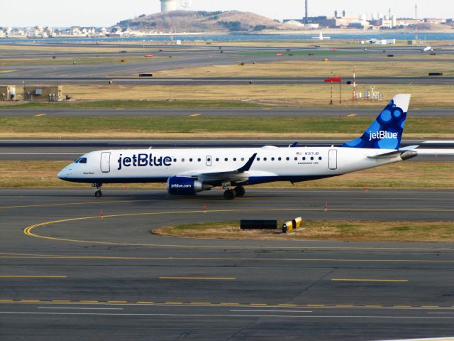 Embraer ERJ-190 (N228JB)