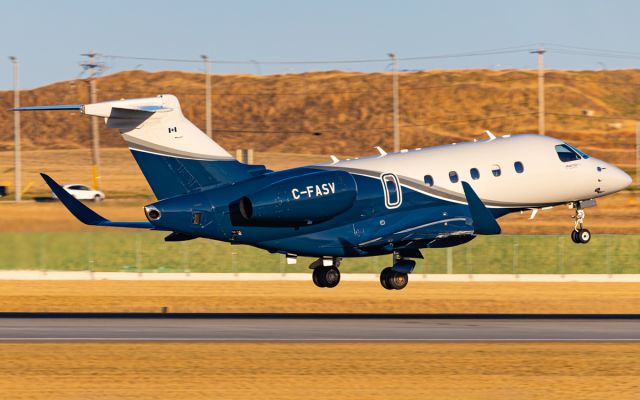 Embraer Legacy 450 (C-FASV)