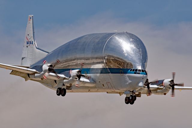 Aero Spacelines Super Guppy (N941NA)