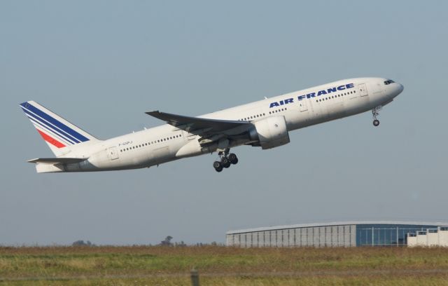 Boeing 777-200 (F-GSPJ)