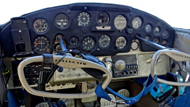 Cessna 170 (N3431D) - Poor Cessna 170 has been sitting for 9 years, owner passed away a few weeks ago. New owner stopped by and showed me the cockpit for the first time, tried to start it up but couldnt get it running :(