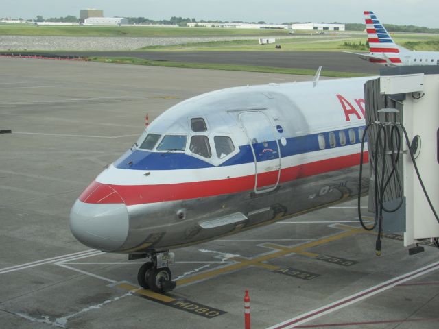 McDonnell Douglas MD-83 (N971TW)