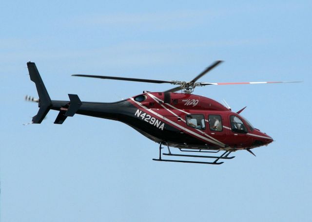 Bell 429 GlobalRanger (N429NA) - Departing Metro Aviation/Downtown Shreveport.