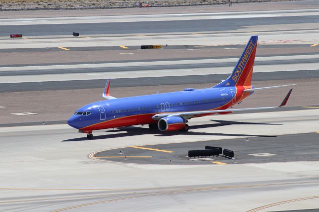 Boeing 737-800 (N8649A)