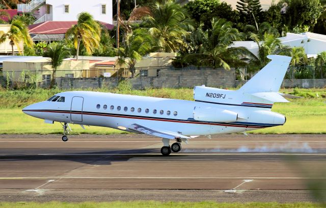 Dassault Falcon 2000 (N209FJ)