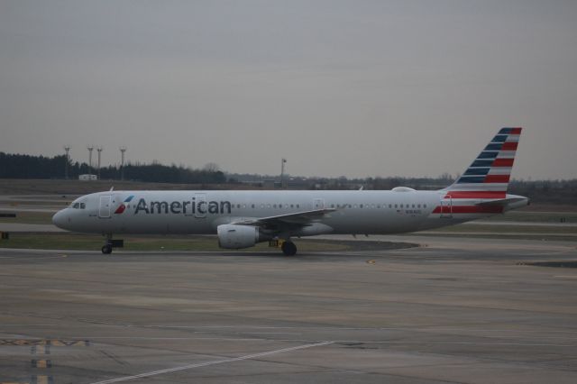 Airbus A321 (N184US)