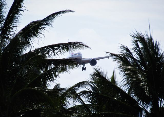 Boeing 777-200 (G-VIIP)