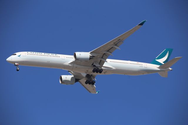 Airbus A350-1000 (B-LXB)