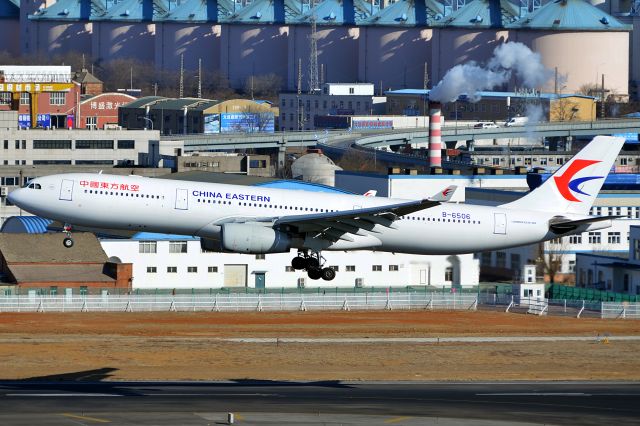 Airbus A330-300 (B-6506)