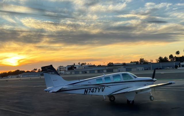 Beechcraft Bonanza (36) (N747YV)