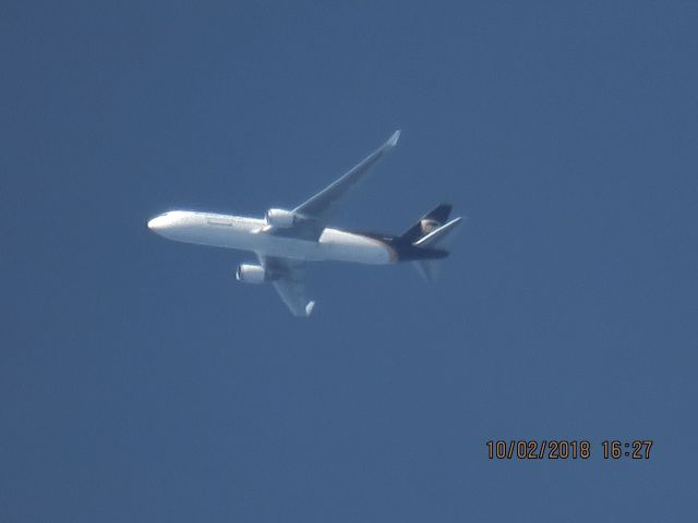 BOEING 767-300 (N342UP)