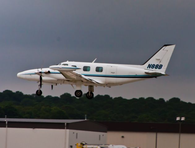 Piper Cheyenne 2 (N88B)