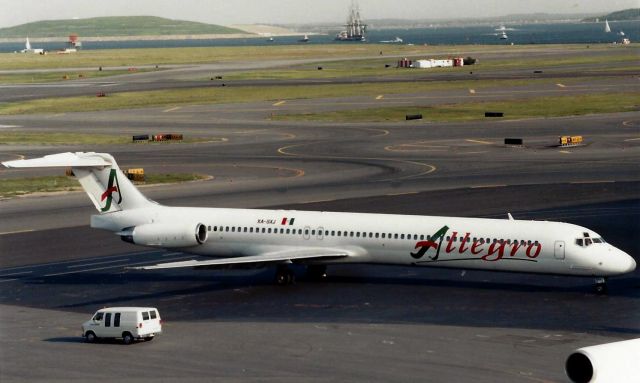 McDonnell Douglas MD-83 (XA-SXJ) - From May 1998