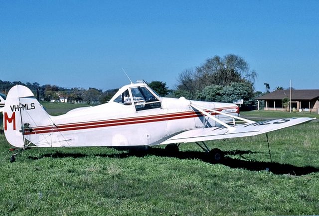 Piper PA-25 Pawnee (VH-MLS) - PIPER PA-25-235 PAWNEE B - REG : VH-MLS (CN 25/3809) - COOTAMUNDRA NSW. AUSTRALIA - YCTM (1/7/1988)