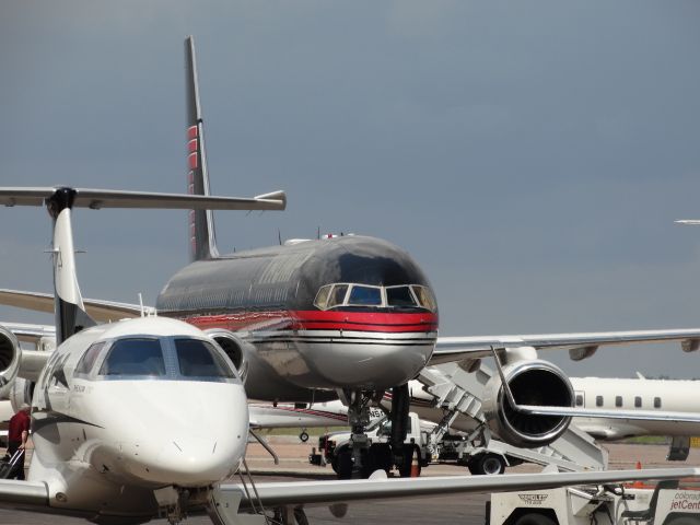 Boeing 757-200 (N757AF)