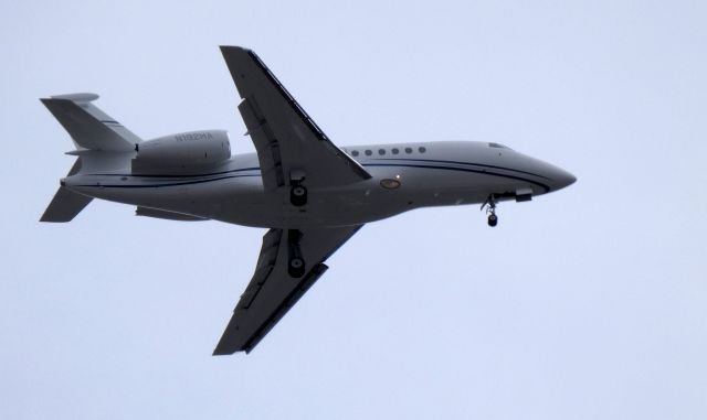 Dassault Falcon 2000 (N192HA) - On final is this 1998 Dassault Falcon 2000 in the Spring of 2019.