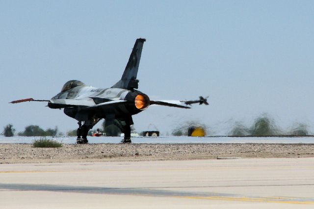 Lockheed F-16 Fighting Falcon — - Rocketing away down 31R at Naval Air Station (NAS) Fallon.