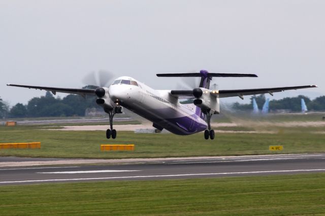 de Havilland Dash 8-400 (G-JECP) - BEE862 off to Southampton