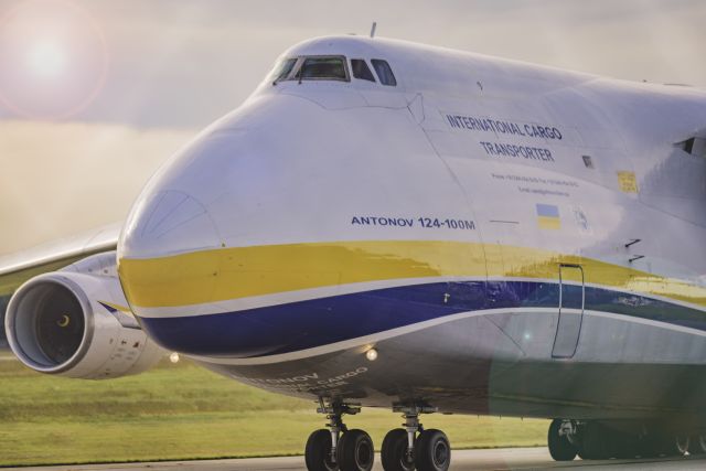 Antonov An-124 Ruslan (UR-82027)